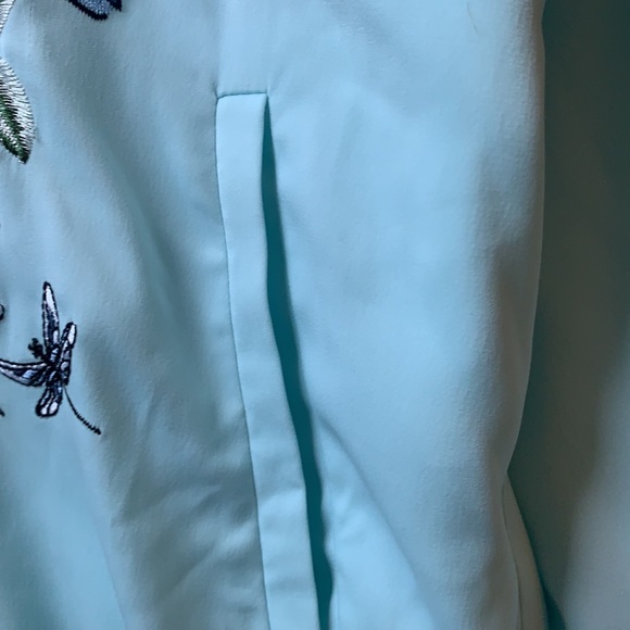 Women’s Forever 21 Blue and Pink Floral Jacket - Picture 4 of 12